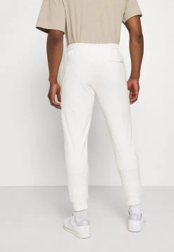 Sergio Tacchini PRINCES TRACK PANTS - Tracksuit Bottoms - Egret -Sergio Tacchini Sales 008c7d5b2ce34b29afe289c4efaba673