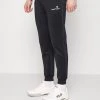 Sergio Tacchini DONET PANTS - Tracksuit Bottoms - Navy/white 8 Sergio Tacchini DONET PANTS - Tracksuit Bottoms - Navy/white -Sergio Tacchini Sales 0c6c4d2f96e14ce39bfeec018f6795be