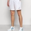 Sergio Tacchini ROB - Sports Shorts - White/black -Sergio Tacchini Sales 19a93db33c754595a5e8093fedb2e035