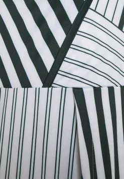 Sergio Tacchini MELBOURNE DRESS - Sports Dress - Pine Grove -Sergio Tacchini Sales 1ee9264175f64b35ad42106116b70725