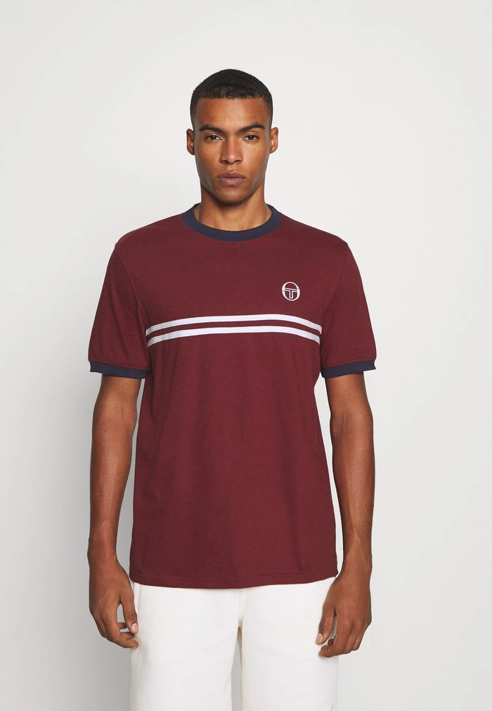 Sergio Tacchini SUPERMAC TEE - Print T-shirt - Port/night Sky 1 Sergio Tacchini SUPERMAC TEE - Print T-shirt - Port/night Sky