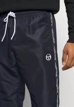 Sergio Tacchini NEDO PANT - Tracksuit Bottoms - Dark Blue/white 9 Sergio Tacchini NEDO PANT - Tracksuit Bottoms - Dark Blue/white -Sergio Tacchini Sales 4f9017f17e2b49dfb4f91d23340b39e6
