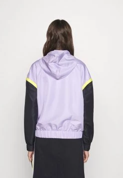 Sergio Tacchini NIVELA TRACK JACKET - Windbreaker - Purple 9 Sergio Tacchini NIVELA TRACK JACKET - Windbreaker - Purple -Sergio Tacchini Sales 5d7a927699324a2bbf85fb8ccbbc78dc