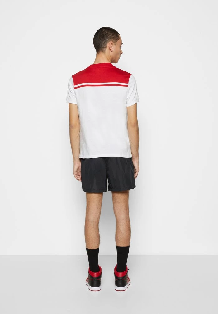 Sergio Tacchini NEW YOUNG LINE TEE - Print T-shirt - White/tango Red 4 Sergio Tacchini NEW YOUNG LINE TEE - Print T-shirt - White/tango Red - Image 4