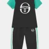 Sergio Tacchini NOVUR BABY SET UNISEX - Tracksuit - Anthracite/biscay Green -Sergio Tacchini Sales a3dafc4446204e00b4eed7f1cff31c1e