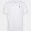 Sergio Tacchini COURT V-NECK TEE - Print T-shirt - Brilliant White -Sergio Tacchini Sales b75d3bbf28654e969ce5baefa78832c7