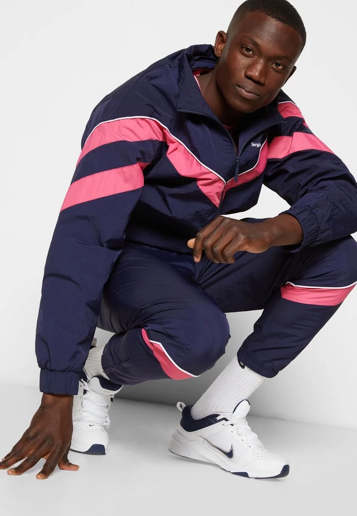 Sergio Tacchini NOVARA TRACKSUIT - Tracksuit - Maritime Blue/fuchsia Rose 5 Sergio Tacchini NOVARA TRACKSUIT - Tracksuit - Maritime Blue/fuchsia Rose - Image 5