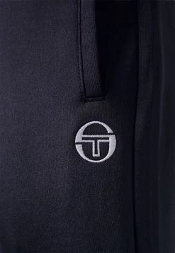 Sergio Tacchini OTTIMISTA TRACK PANT - Tracksuit Bottoms - Night Sky 17 Sergio Tacchini OTTIMISTA TRACK PANT - Tracksuit Bottoms - Night Sky -Sergio Tacchini Sales bf652f9cb16a4515a0b613386a01db13