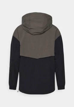 Sergio Tacchini ANORAK - Windbreaker - Black/olive/anthracite 19 Sergio Tacchini ANORAK - Windbreaker - Black/olive/anthracite -Sergio Tacchini Sales f4b57c6845a04b6e926839b7d5d9d406