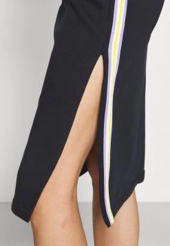 Sergio Tacchini NEKA SKIRT - A-line Skirt - Dark Blue -Sergio Tacchini Sales f5a9b053943847eeba3b5f86e904a26a